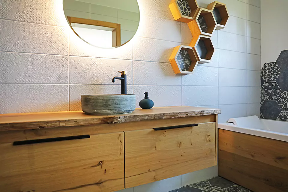 salle de bain et toilette en bois